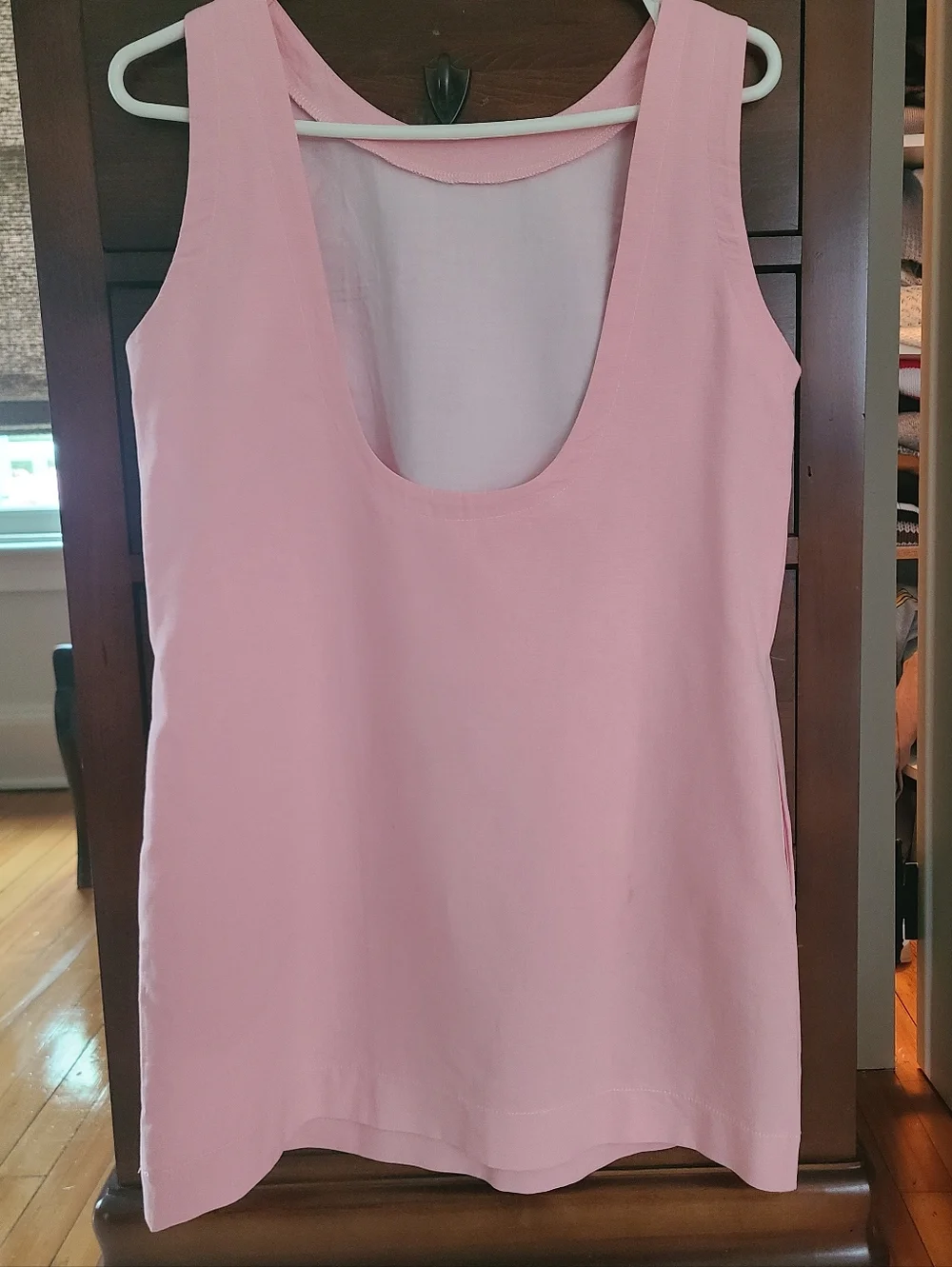 Classic Sleeveless Pink Shift Dress - Picture 4 of 4